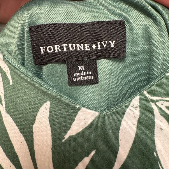 Fortune + Ivy short green tiki dress - Picture 3 of 3